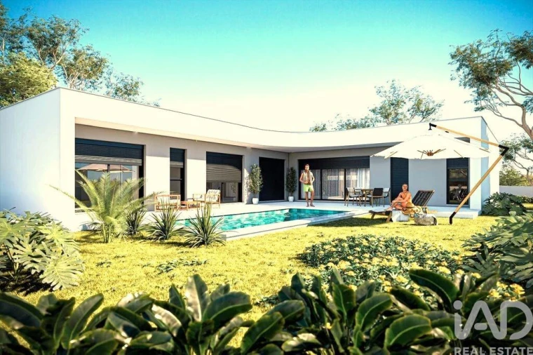 Moradia T3 para Venda em Salir de Matos Foto 2