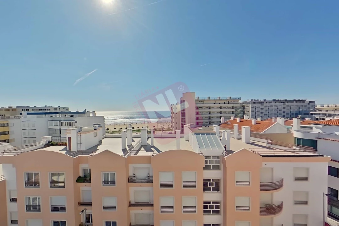 Apartamento T1 para Venda em Costa da Caparica Foto 35