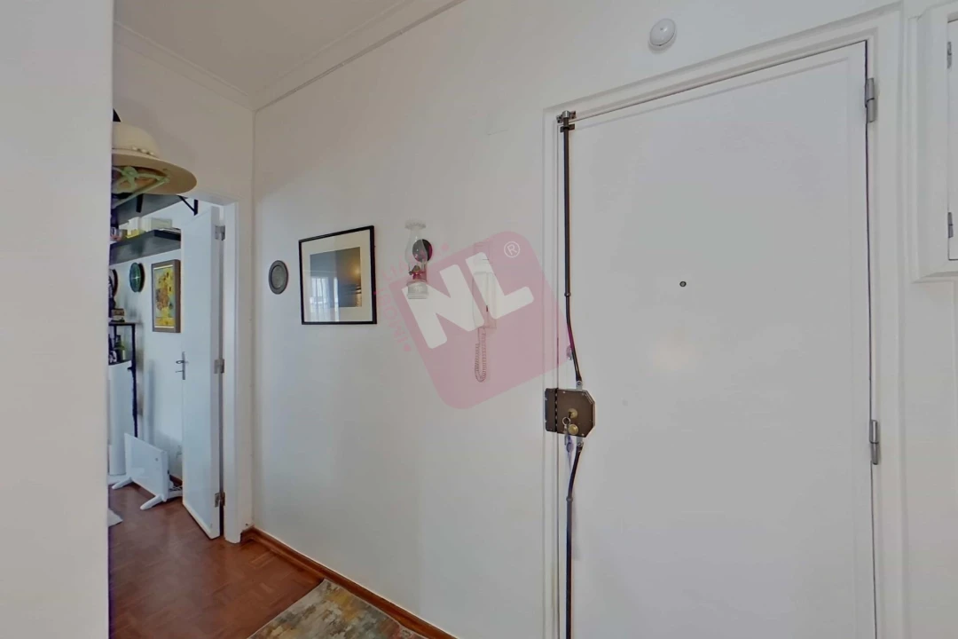 Apartamento T1 para Venda em Costa da Caparica Foto 9