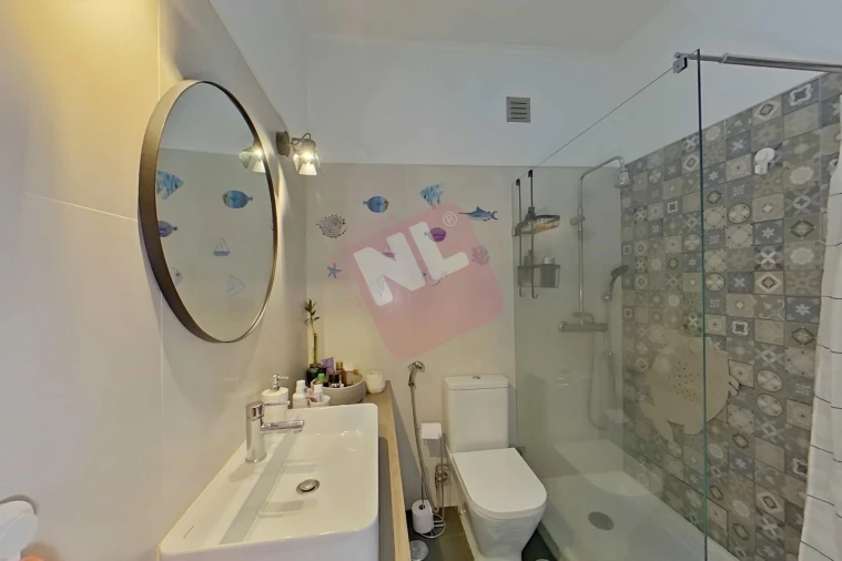 Apartamento T1 para Venda em Costa da Caparica Foto 12