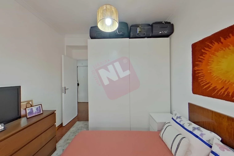 Apartamento T1 para Venda em Costa da Caparica Foto 16