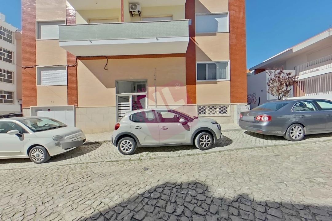 Apartamento T1 para Venda em Costa da Caparica Foto 1