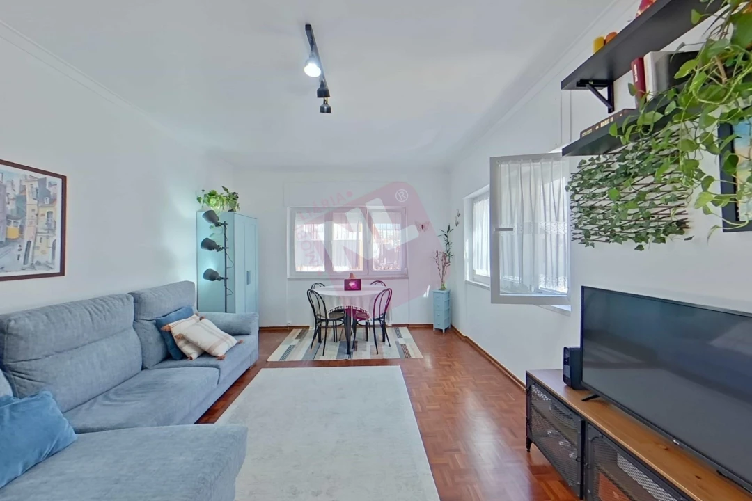 Apartamento T1 para Venda em Costa da Caparica Foto 21