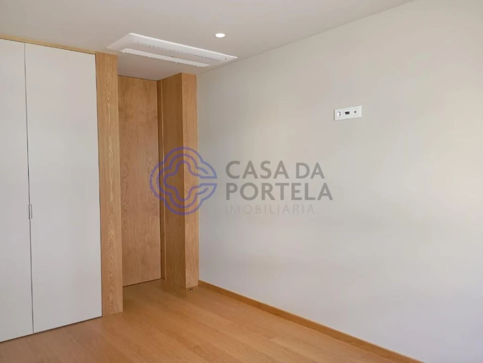 Apartamento T3 para Venda em Paranhos Foto 17