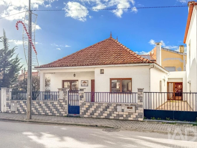 Moradia T3 para Venda em Amora Foto 35