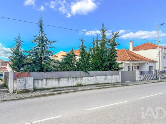 Moradia T3 para Venda em Amora Foto 32