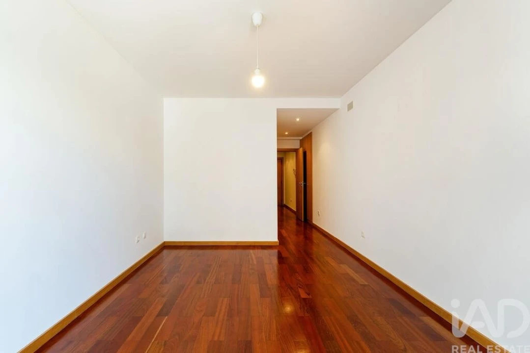 Apartamento T1 para Venda em Campanhã Foto 12