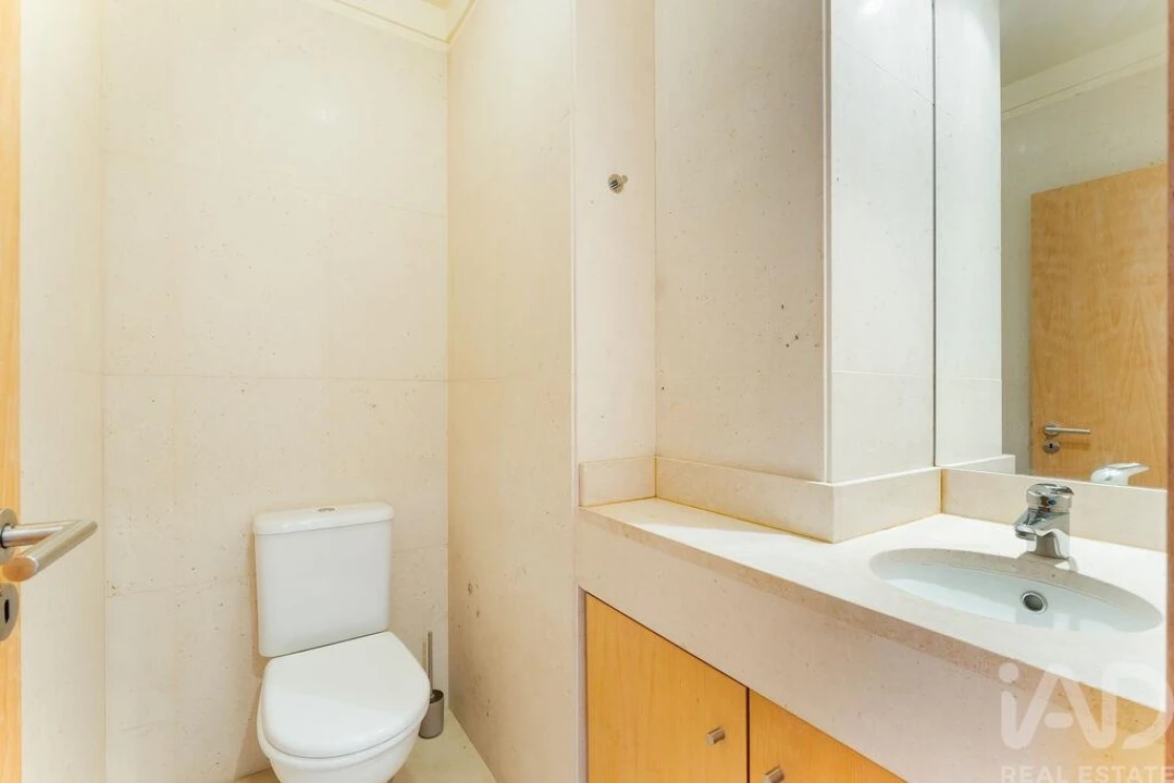 Apartamento T1 para Venda em Campanhã Foto 10