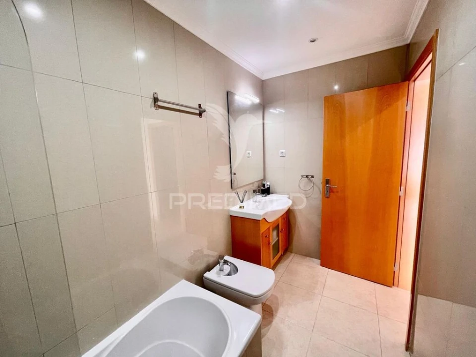 Moradia T2 para Venda em Albufeira e Olhos de Água Foto 15