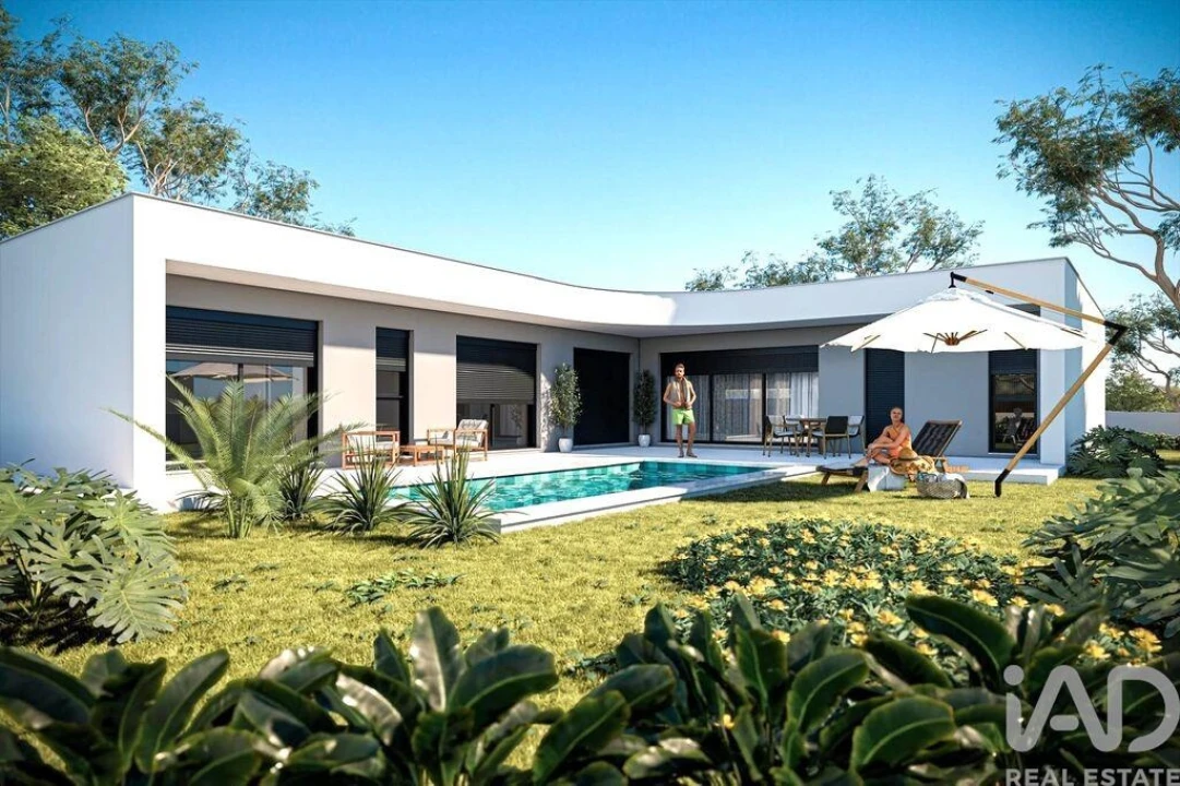 Moradia T3 para Venda em Salir de Matos Foto 1