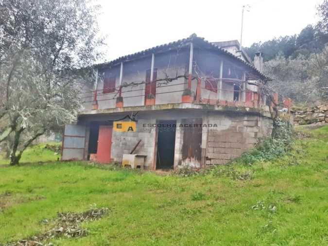 Moradia T3 para Venda em São Pedro Velho Foto 1