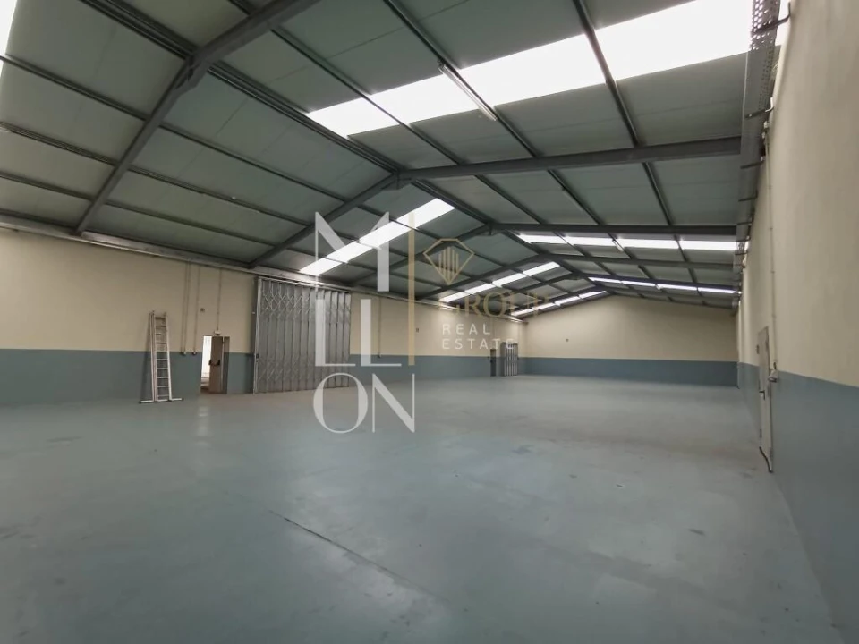 Armazém para Venda em Pedroso e Seixezelo Foto 6