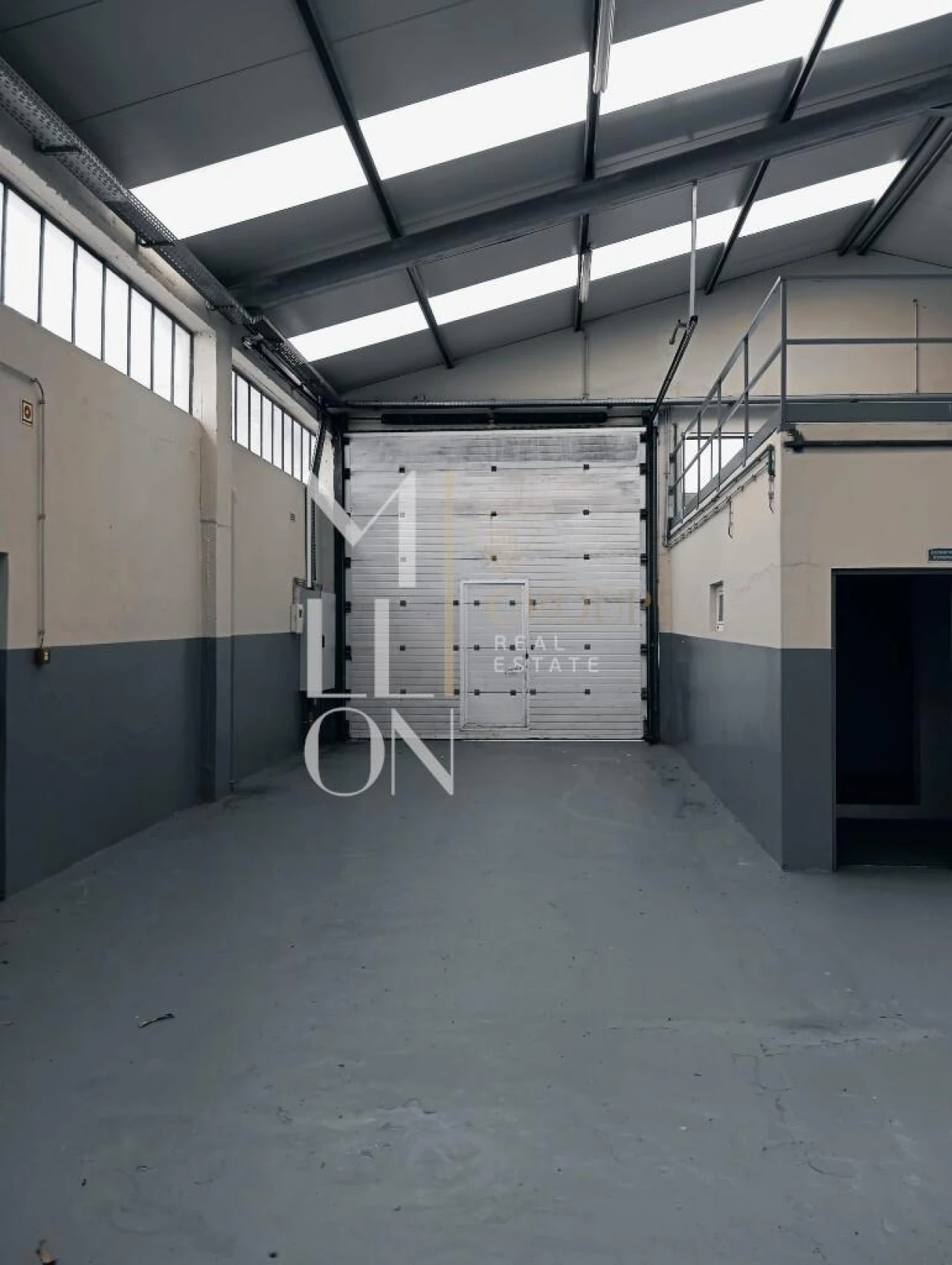 Armazém para Venda em Pedroso e Seixezelo Foto 16