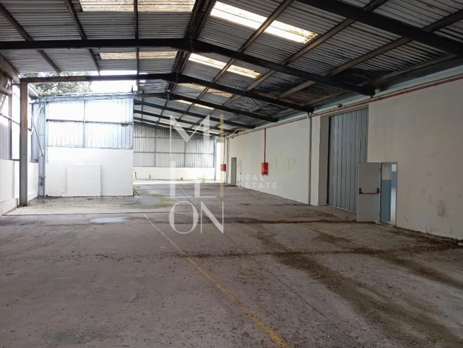 Armazém para Venda em Pedroso e Seixezelo Foto 10