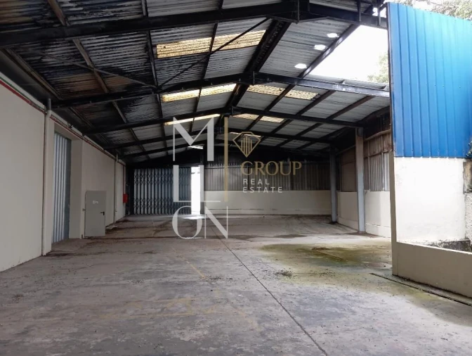 Armazém para Venda em Pedroso e Seixezelo Foto 2