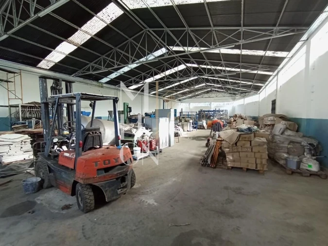 Armazém para Venda em Pedroso e Seixezelo Foto 24