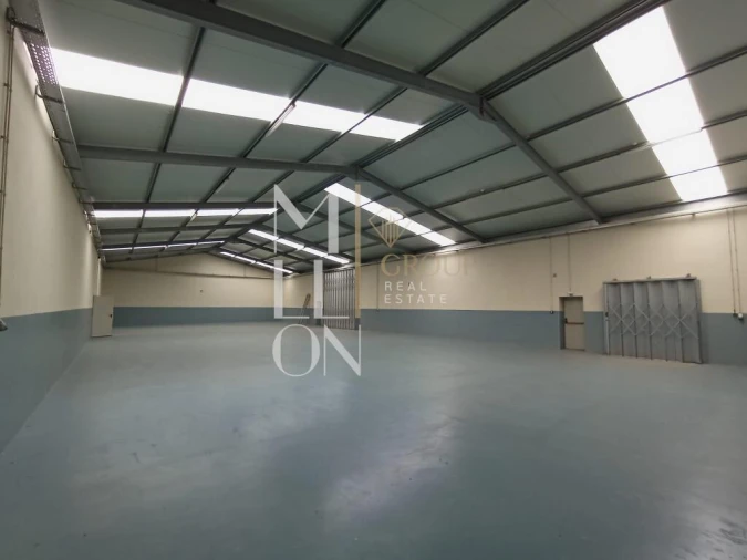 Armazém para Venda em Pedroso e Seixezelo Foto 4