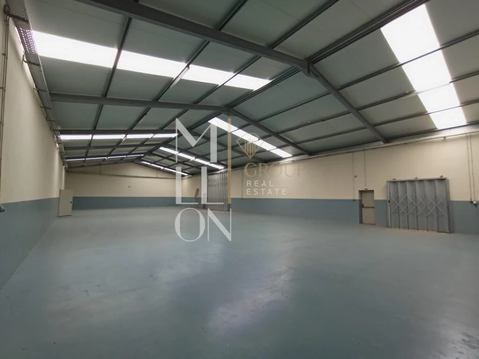 Armazém para Venda em Pedroso e Seixezelo Foto 4