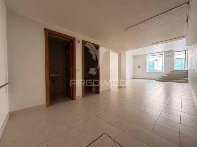 Loja para Arrendamento em Palmela Foto 10