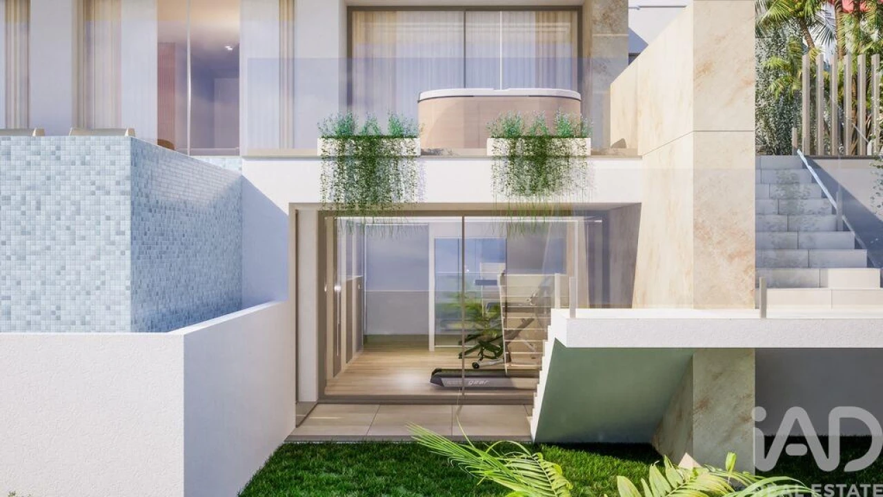 Moradia T4 para Venda em Arco da Calheta Foto 2