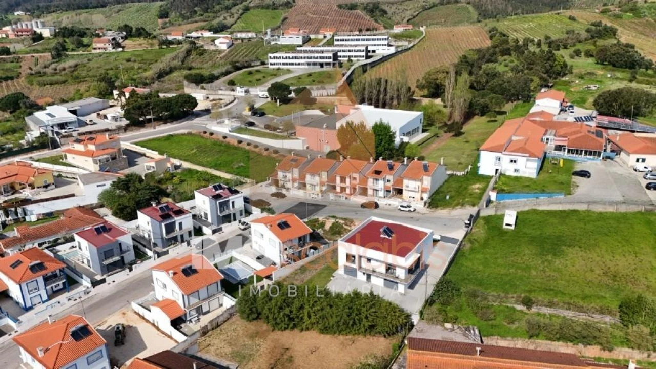 Moradia T4 para Venda em A dos Francos Foto 38