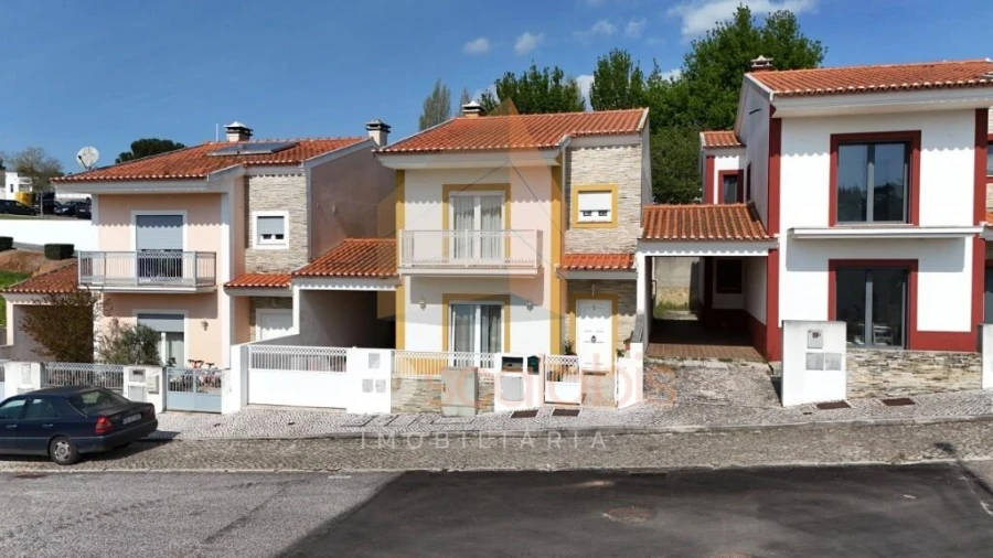 Moradia T4 para Venda em A dos Francos Foto 29