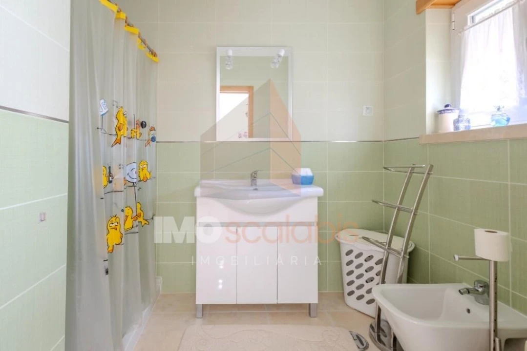 Moradia T4 para Venda em A dos Francos Foto 21