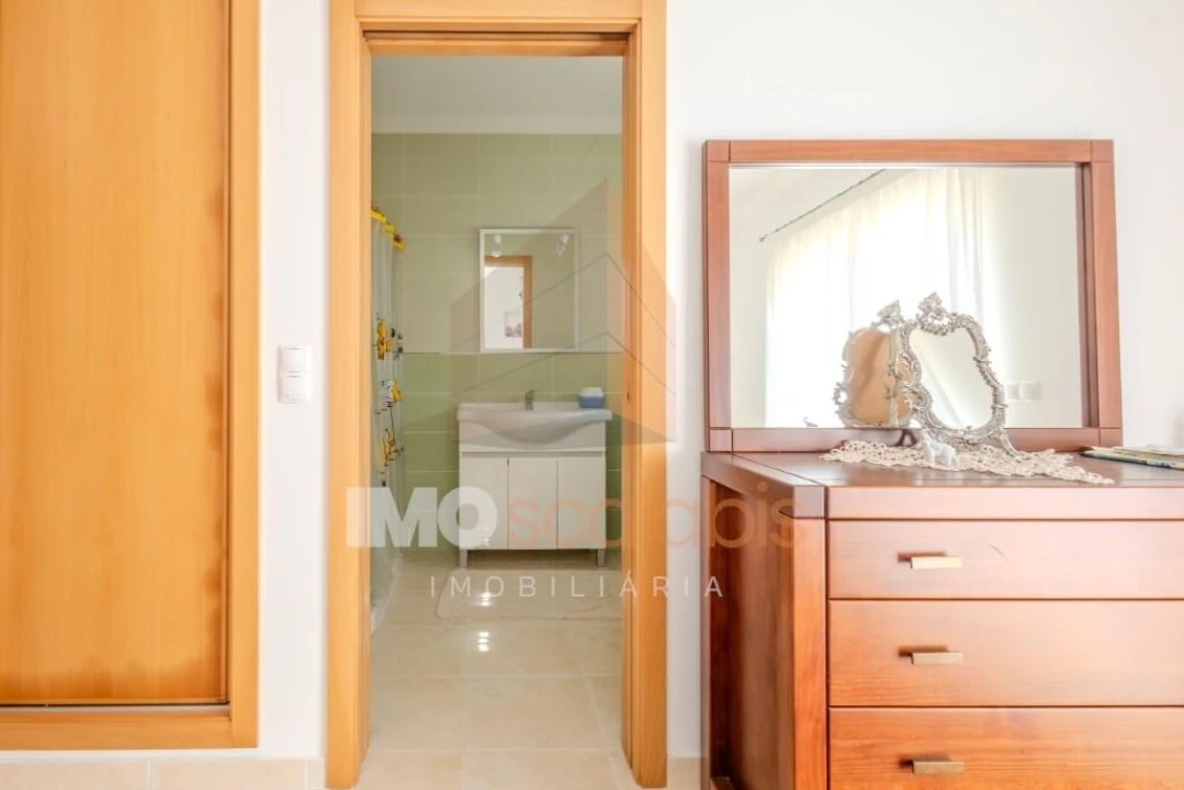 Moradia T4 para Venda em A dos Francos Foto 20