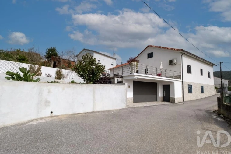 Moradia T3 para Venda em Côja e Barril de Alva Foto 3