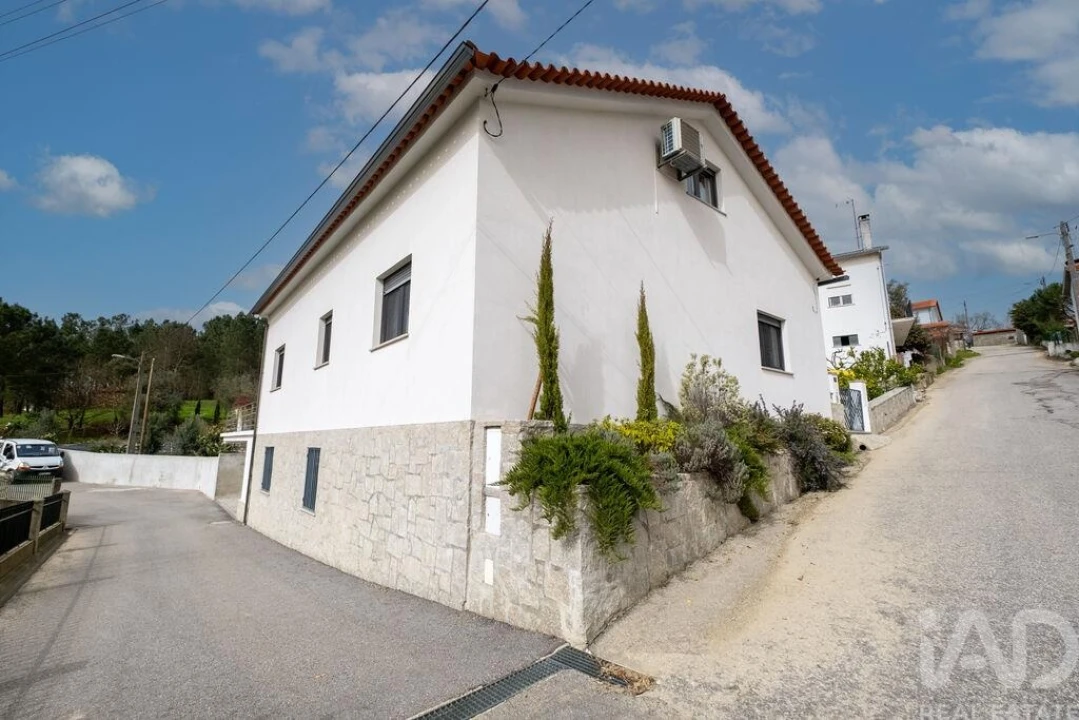 Moradia T3 para Venda em Côja e Barril de Alva Foto 2