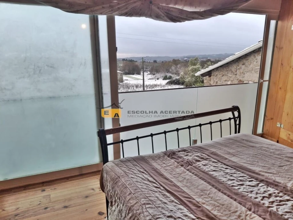 Moradia T4 para Venda em Loivos e Póvoa de Agrações Foto 32