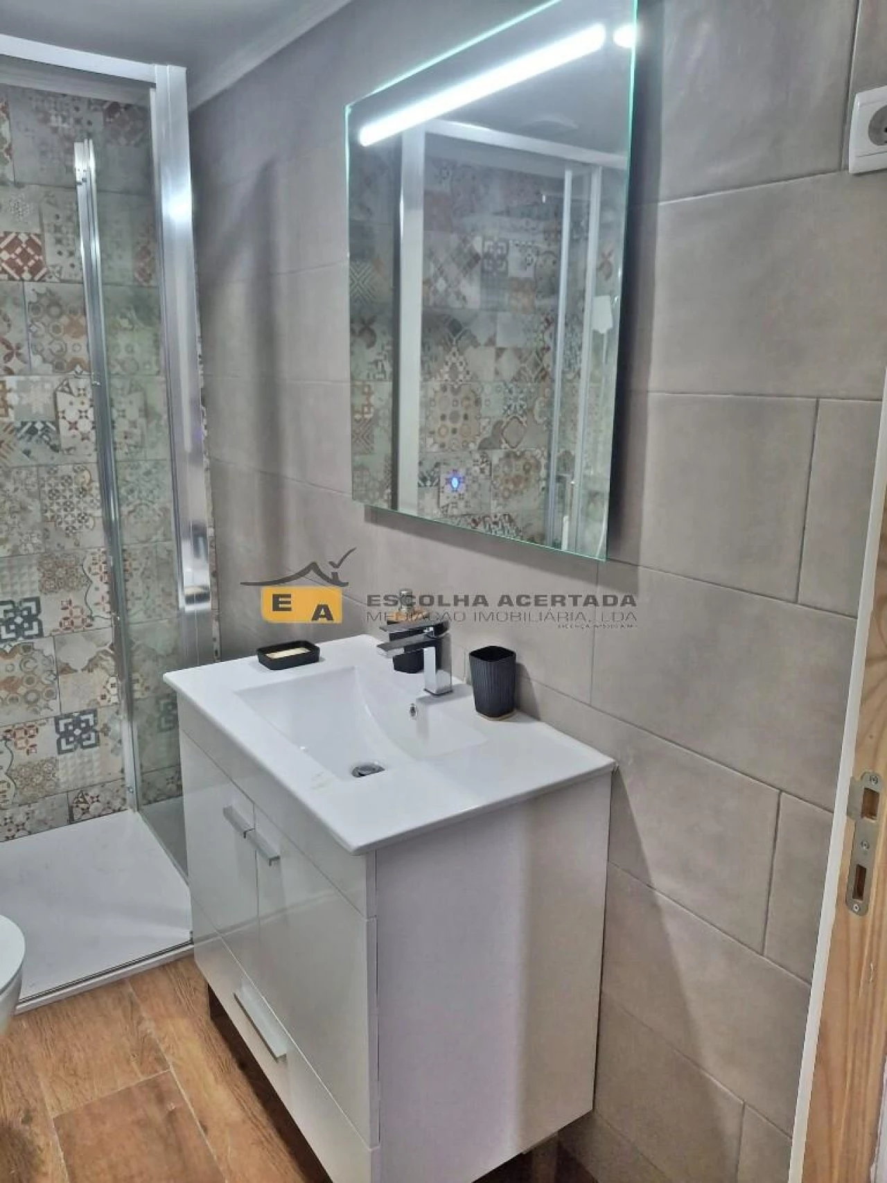 Moradia T4 para Venda em Loivos e Póvoa de Agrações Foto 7