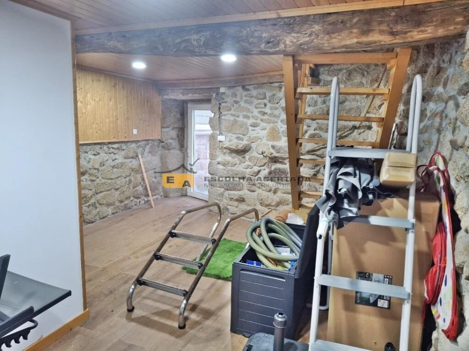 Moradia T4 para Venda em Loivos e Póvoa de Agrações Foto 13