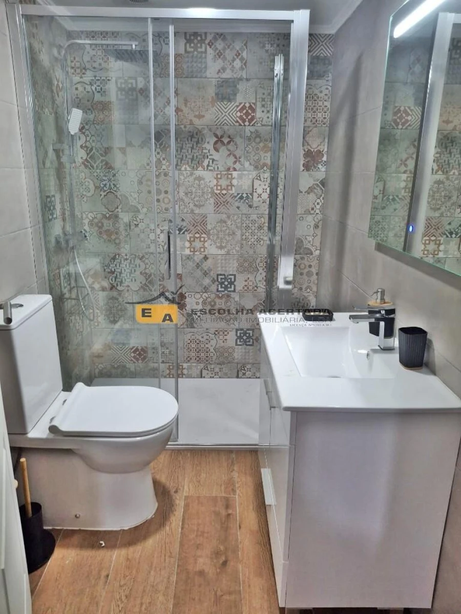 Moradia T4 para Venda em Loivos e Póvoa de Agrações Foto 21