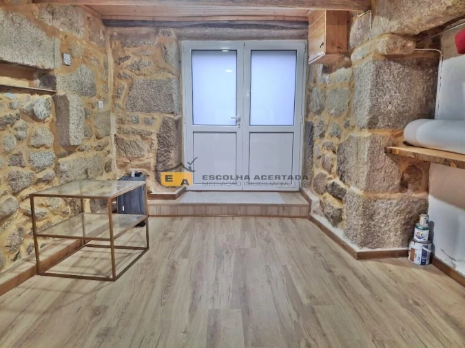 Moradia T4 para Venda em Loivos e Póvoa de Agrações Foto 40