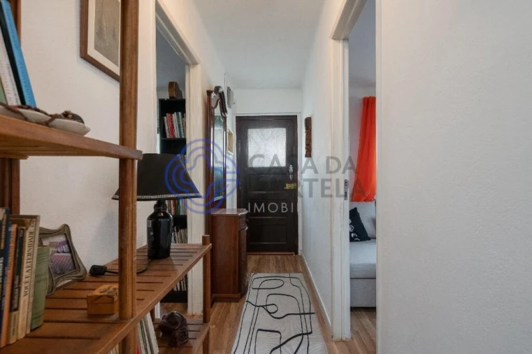 Apartamento T2 para Venda em Carvalhal Benfeito Foto 9