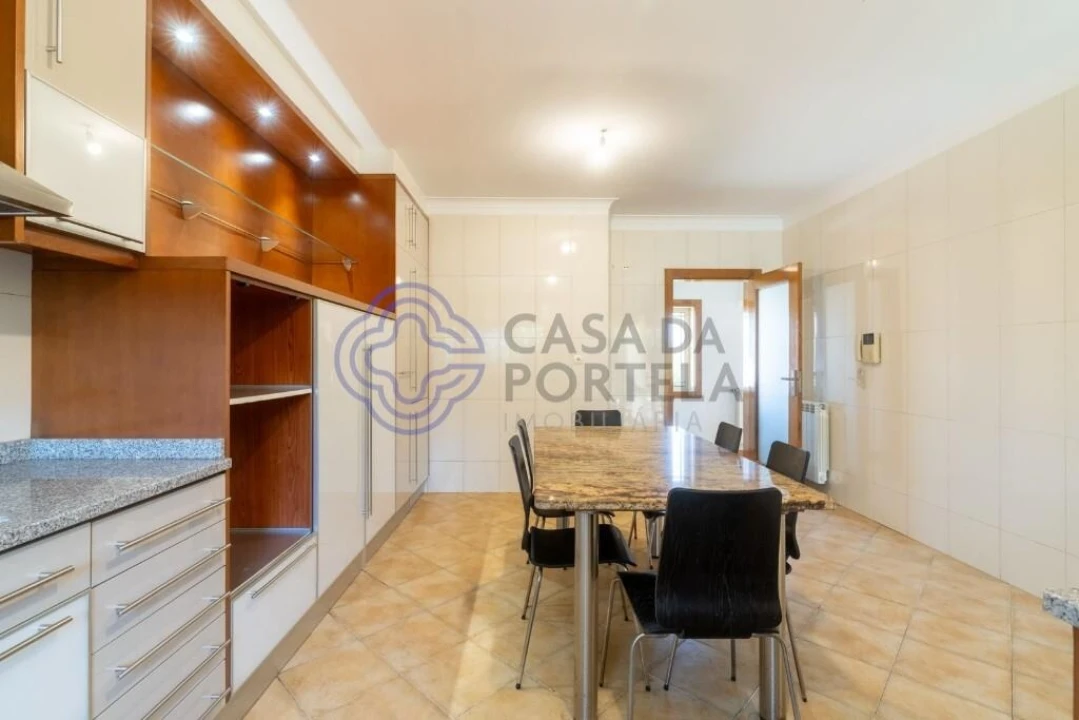 Moradia T3 para Venda em Cidade da Maia Foto 22
