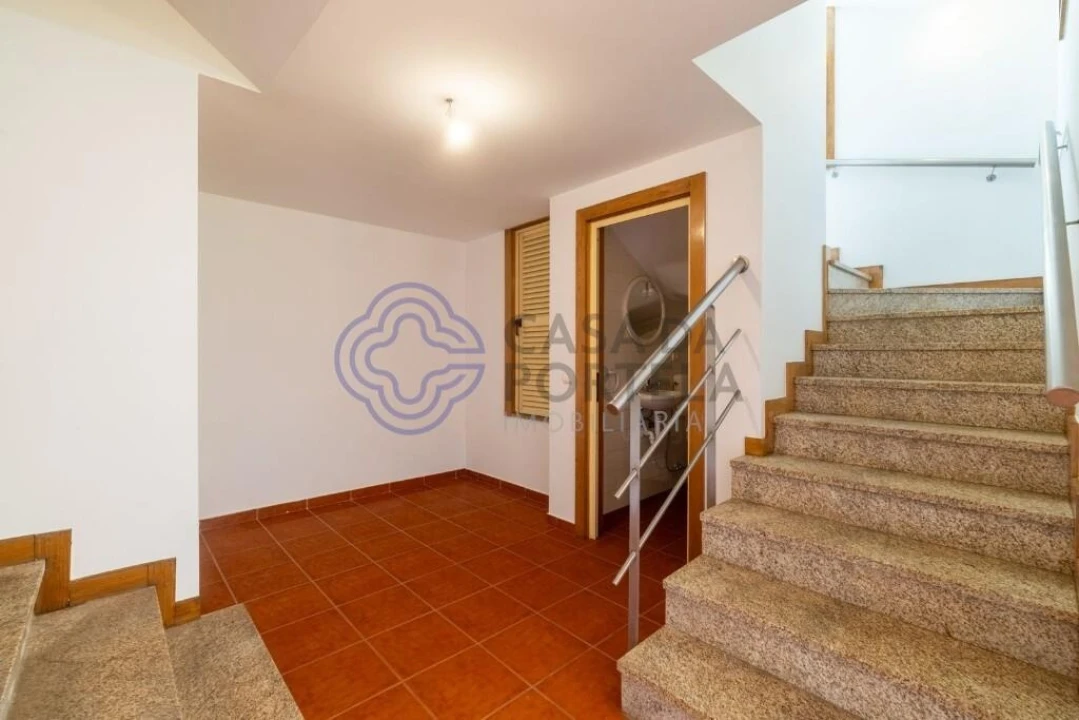 Moradia T3 para Venda em Cidade da Maia Foto 37