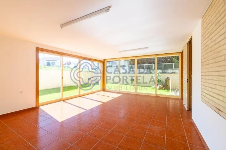 Moradia T3 para Venda em Cidade da Maia Foto 32