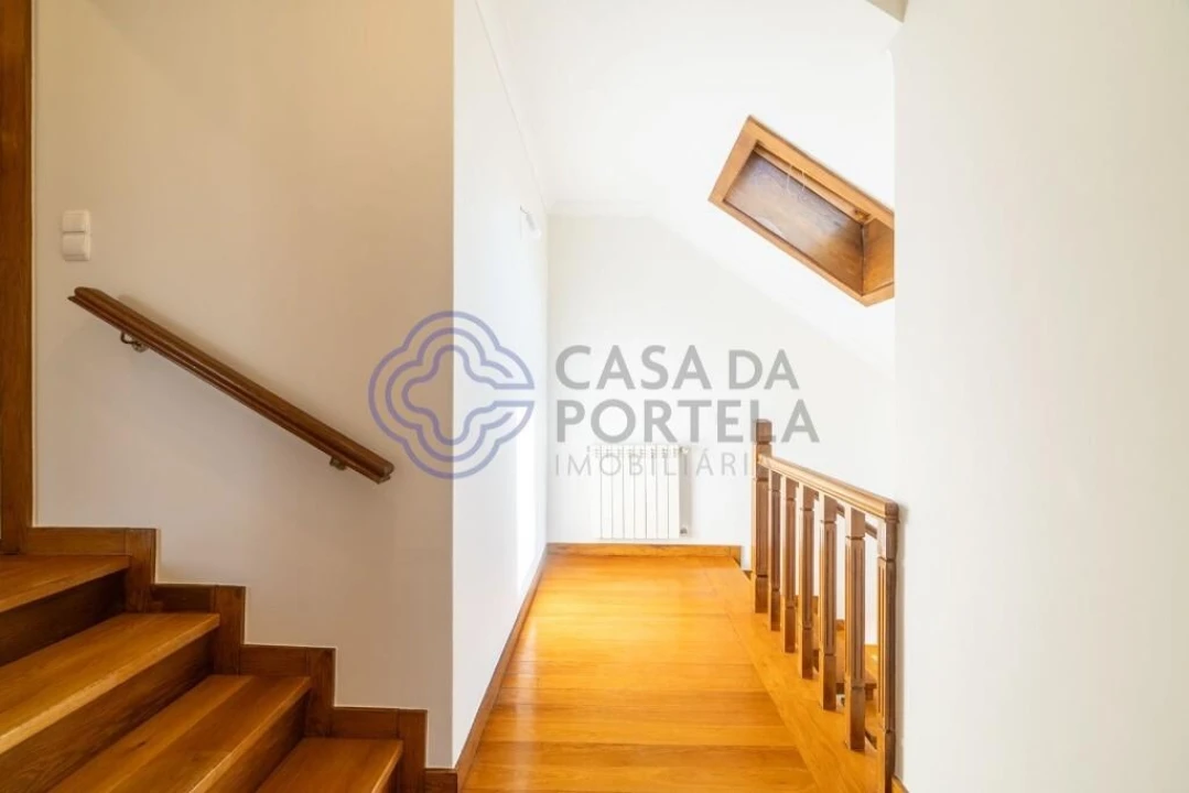 Moradia T3 para Venda em Cidade da Maia Foto 10