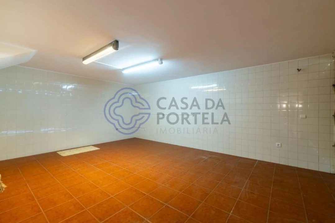 Moradia T3 para Venda em Cidade da Maia Foto 38