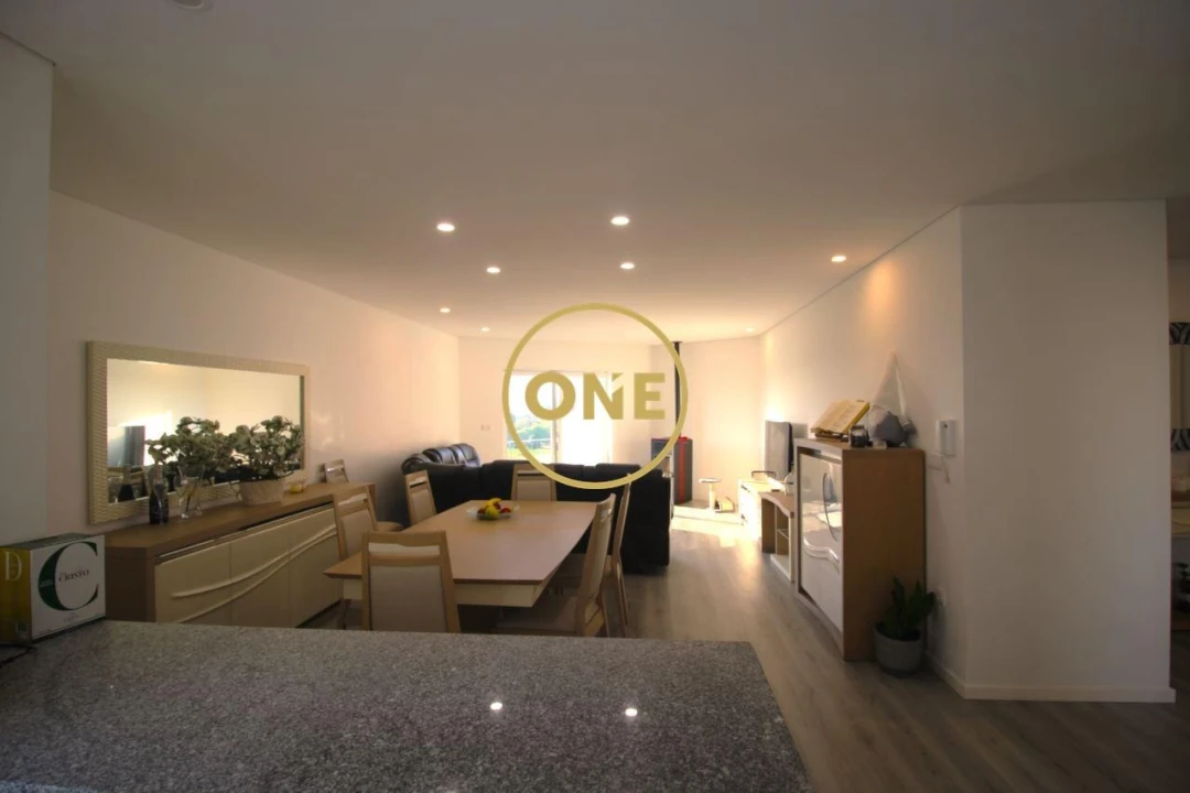 Moradia T3 para Venda em Junqueira Foto 5