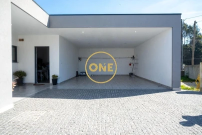 Moradia T3 para Venda em Junqueira