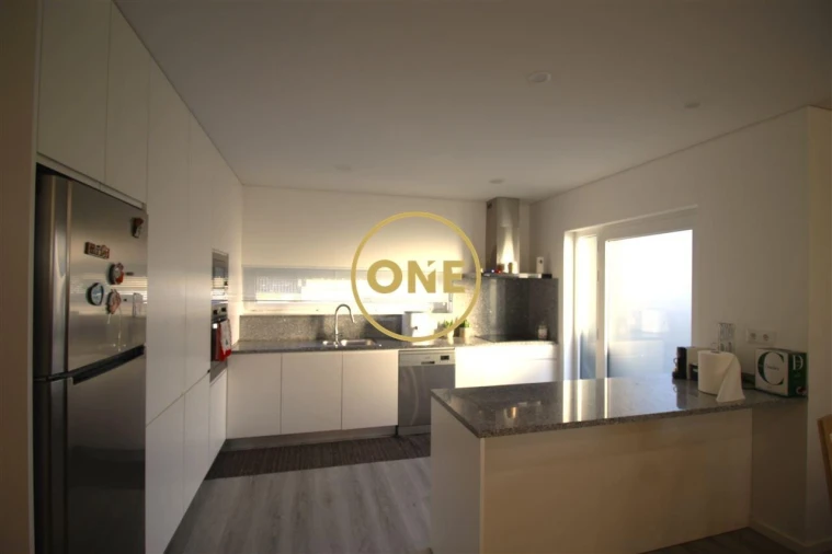 Moradia T3 para Venda em Junqueira Foto 4