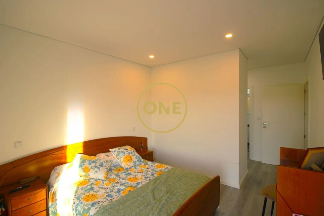 Moradia T3 para Venda em Junqueira Foto 11