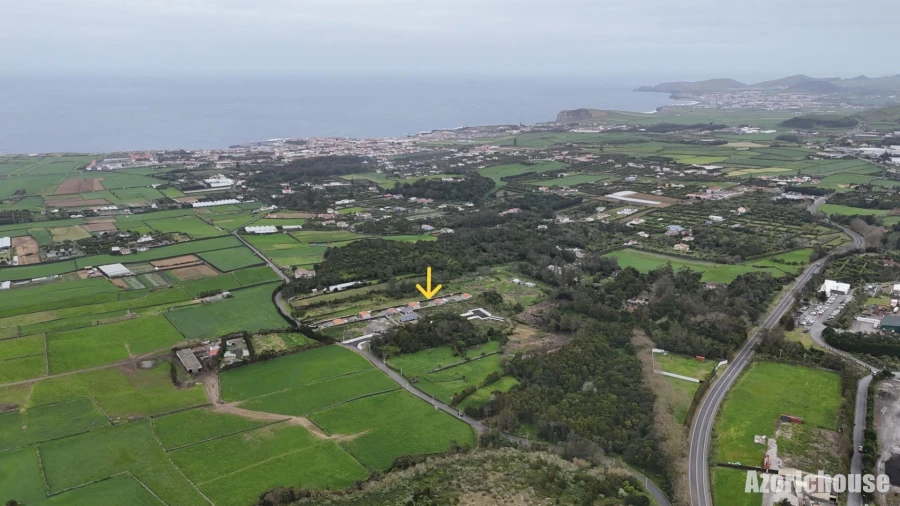 Terreno para Venda em Rabo de Peixe Foto 3