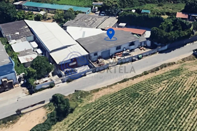 Armazém para Venda em Perafita, Lavra e Santa Cruz do Bispo