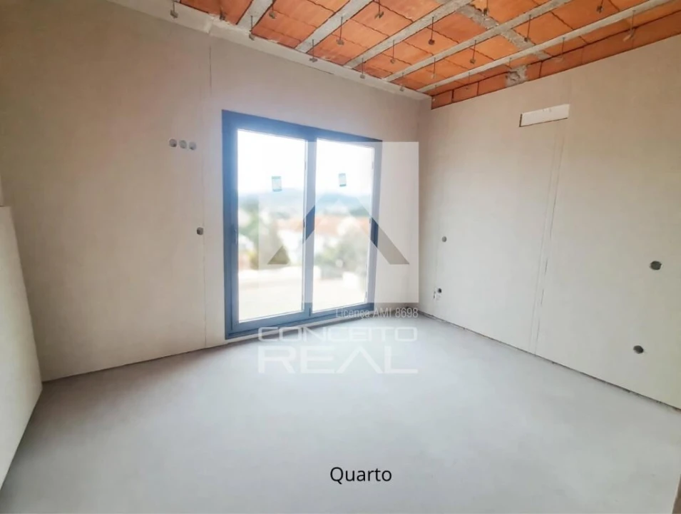 Apartamento T5 para Venda em Rio Tinto Foto 24