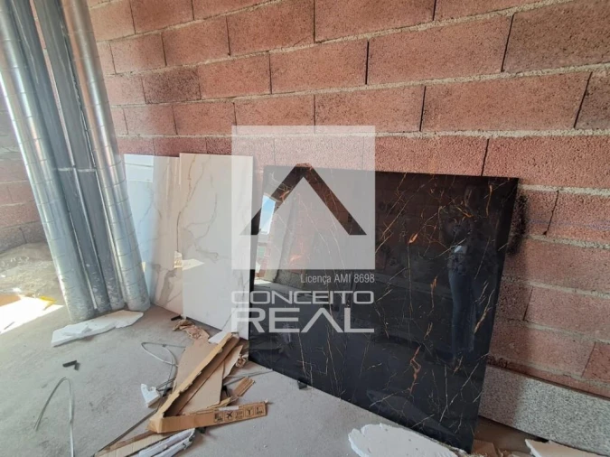 Apartamento T5 para Venda em Rio Tinto Foto 25