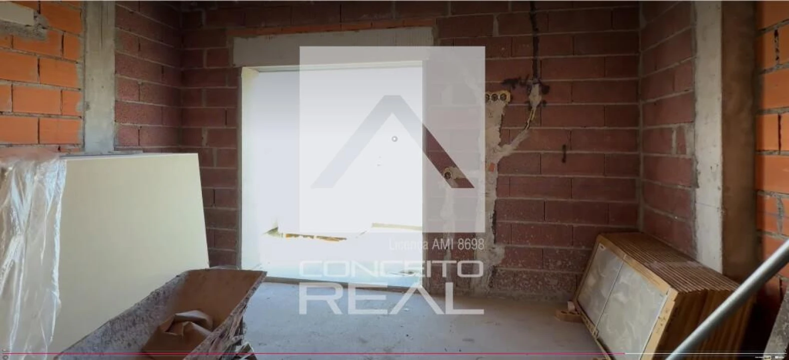 Apartamento T5 para Venda em Rio Tinto Foto 32